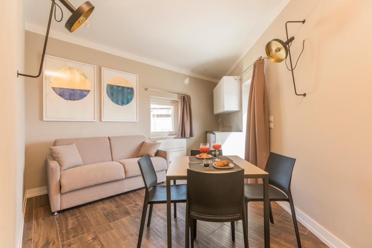 Residenza Trinita Maggiore Napoli Ngoại thất bức ảnh