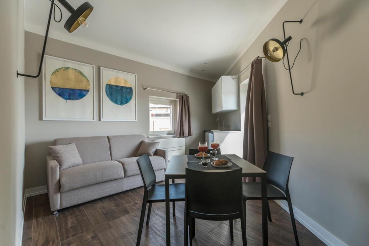 Residenza Trinita Maggiore Napoli Ngoại thất bức ảnh