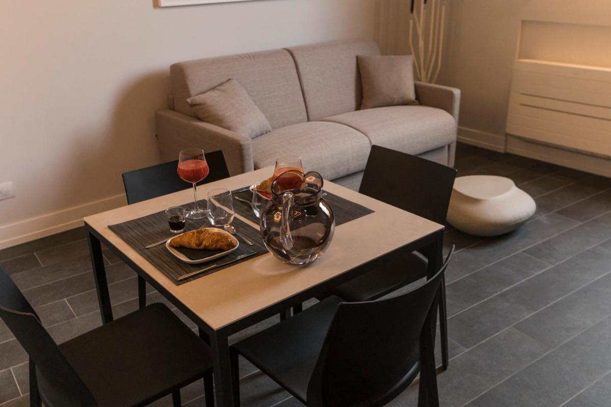 Residenza Trinita Maggiore Napoli Ngoại thất bức ảnh