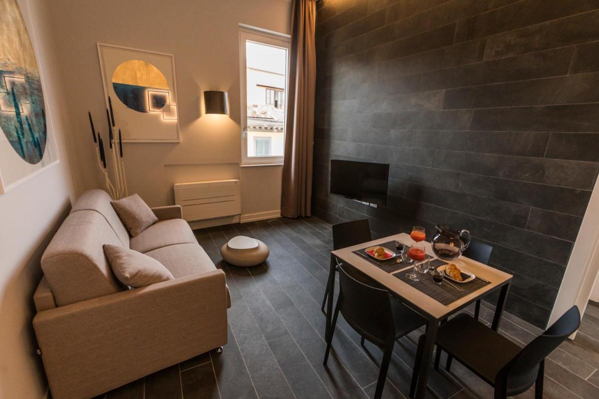 Residenza Trinita Maggiore Napoli Ngoại thất bức ảnh